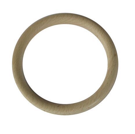 Houten ring met een doorsnede van 10 cm.